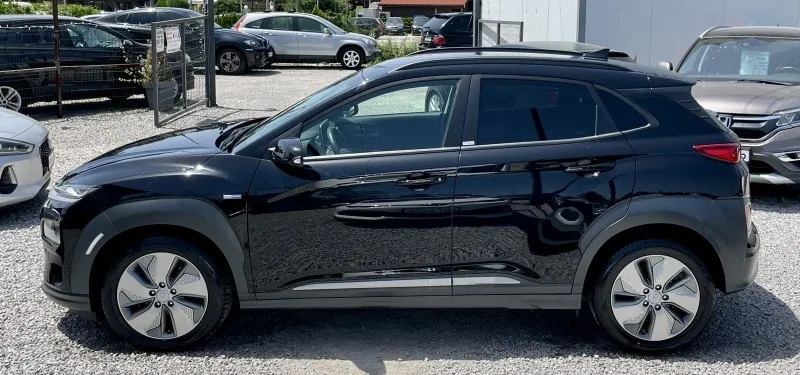 Hyundai Kona Long range Electric power Image 8