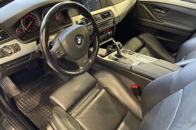 BMW 535 TwinPower Turbo A xDrive F11 Touring / M-sport / HUD / Panorama / Proffanavi / Huoltokirja / Image 6