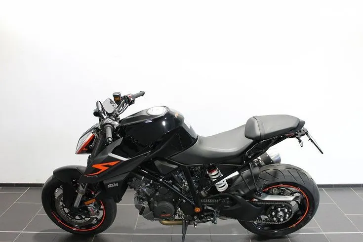 KTM 1290 Image 1